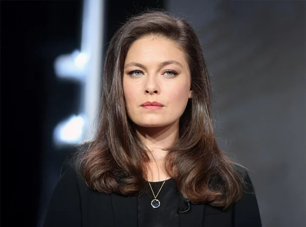 Alexa Davalos