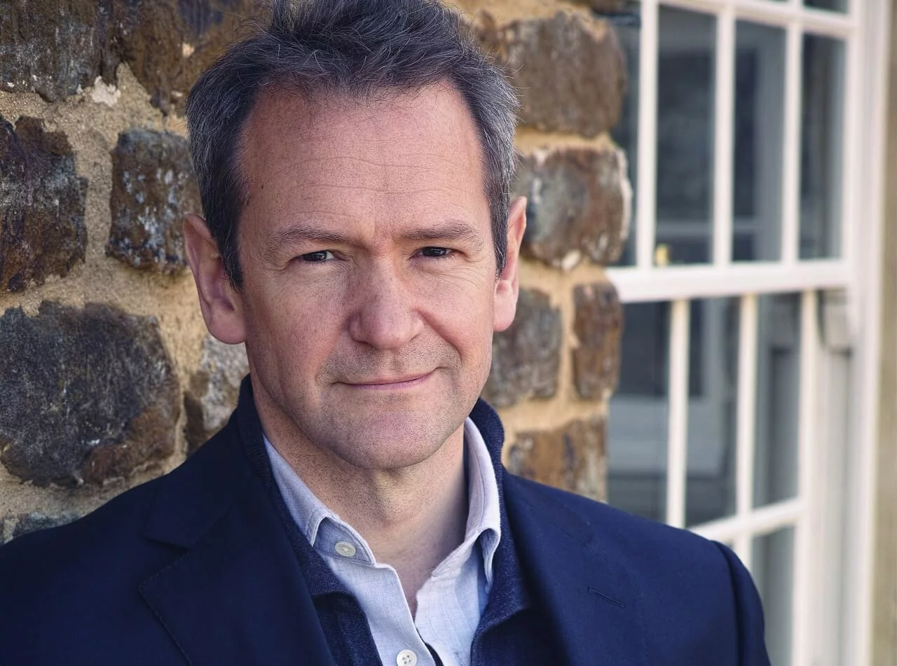 Alexander Armstrong