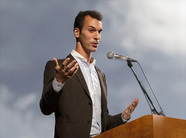 Ari Shapiro