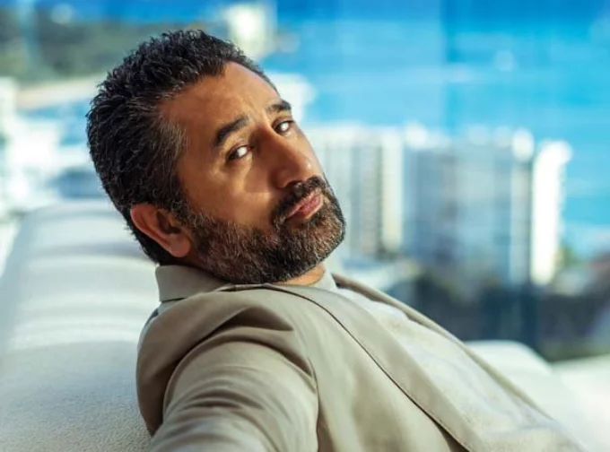 Cliff Curtis