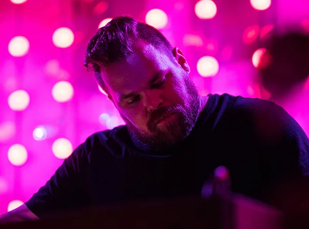 Com Truise