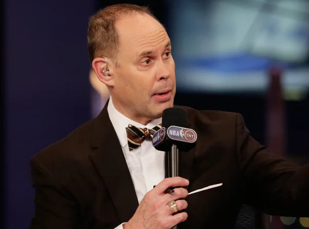 Ernie Johnson Jr