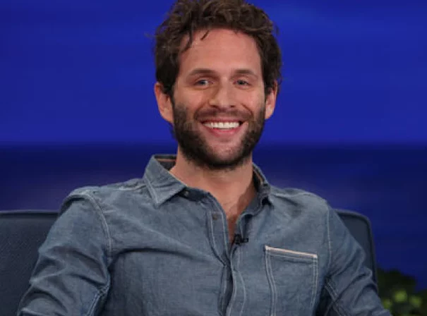 Glenn Howerton